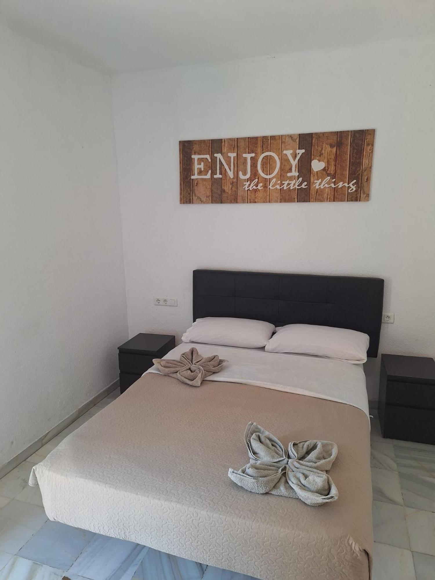 Apartamentos Centro Picasso 马拉加 外观 照片